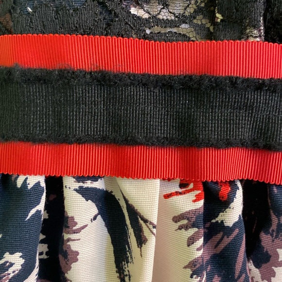 Black Lace Bodice Floral Skirt Dress with Red Waistband - Picture 7 of 8